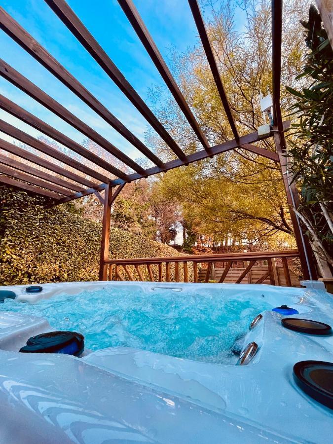 Domaine Amourella Apart otel Lambesc Dış mekan fotoğraf